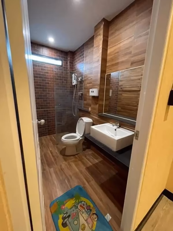 3 卧室 独立房屋 出售 在 - Image 1