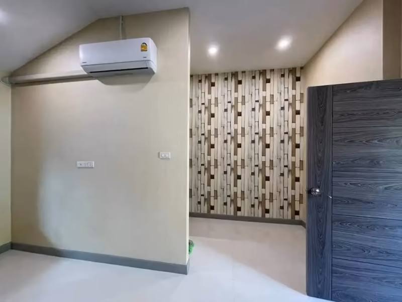 3 卧室 独立房屋 出售 在 - Image 15