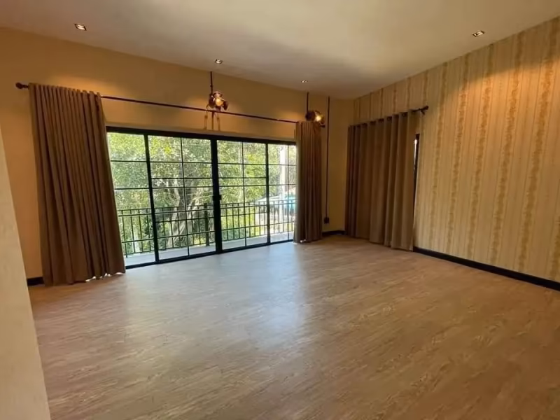 3 卧室 独立房屋 出售 在 - Image 5