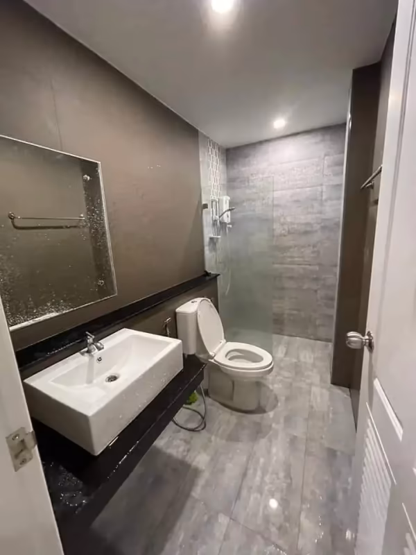 3 卧室 独立房屋 出售 在 - Image 7