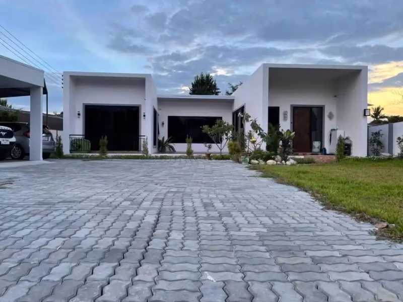 3 Bedroom House For Rent in Pa Daet, Mueang Chiang Mai, Chiang Mai - Image 1