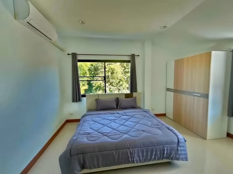 4 卧室 独立房屋 出租 在 - Image 4
