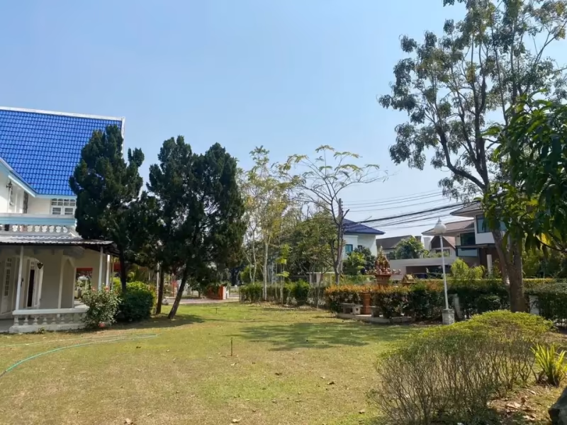 Ingdoi Village - Image 4