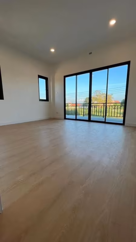 3 卧室 独立房屋 出售 在 - Image 9