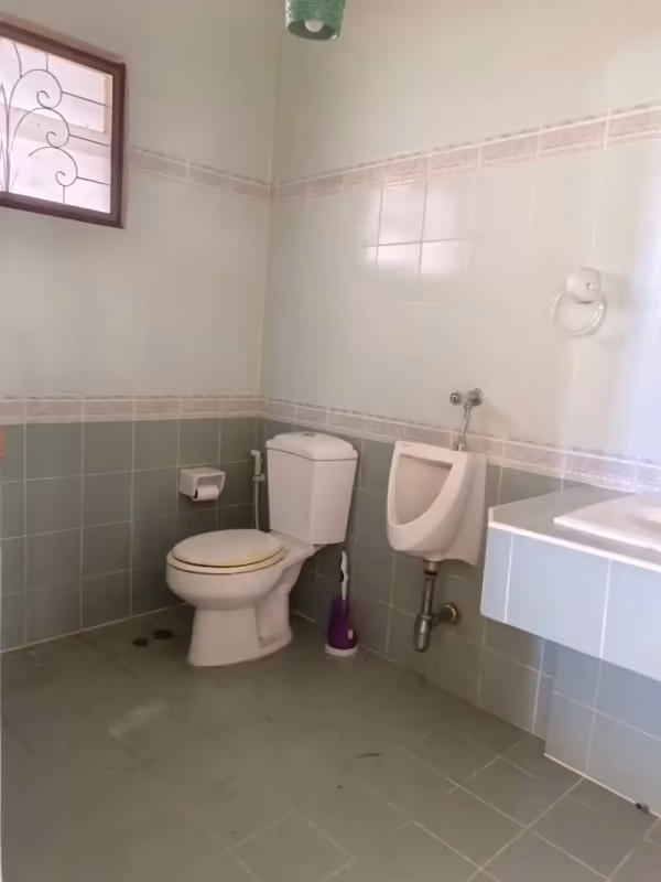 开放式 独立房屋 出租 在 - Image 10