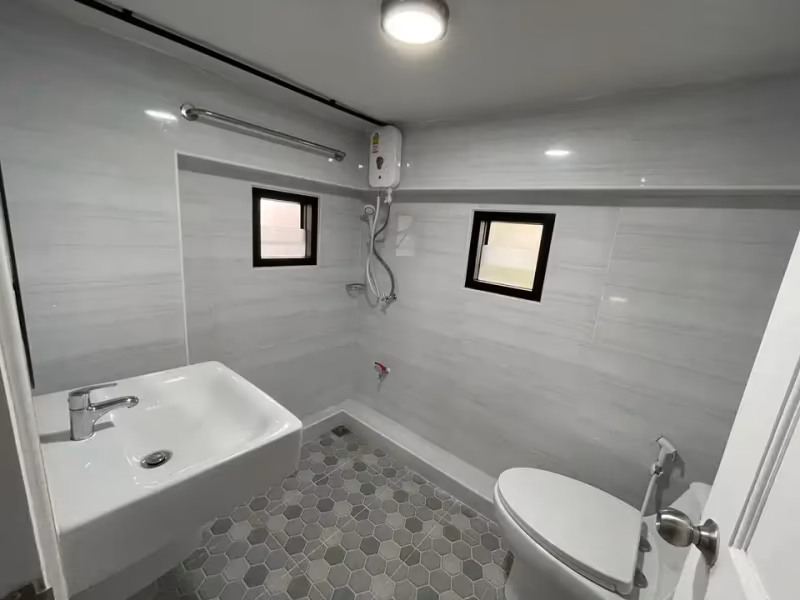 3 卧室 独立房屋 出租 在 - Image 11