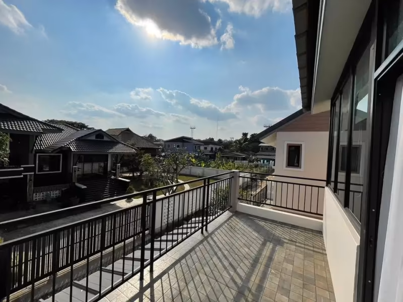 3 卧室 独立房屋 出租 在 - Image 6
