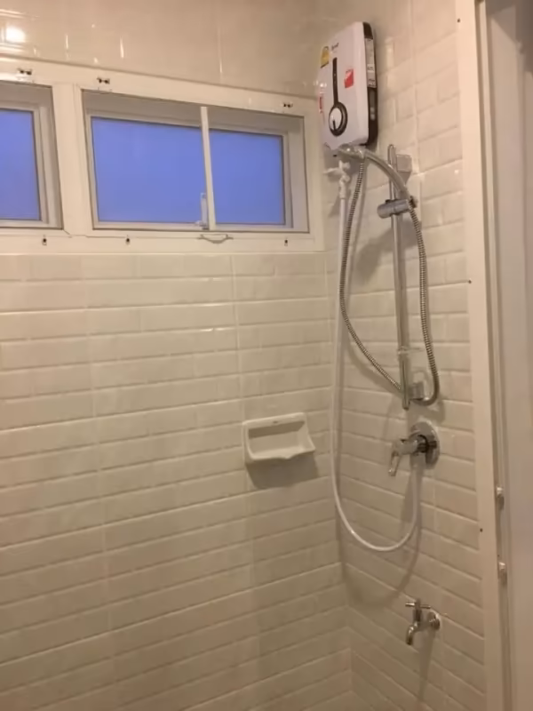 4 Bedroom House For Rent in Yang Noeng, Saraphi, Chiang Mai - Image 10