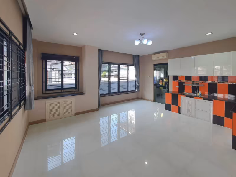 5 ห้องนอน บ้านเดี่ยว สำหรับขาย ใน หนองหอย, เมืองเชียงใหม่, เชียงใหม่ - Image 1