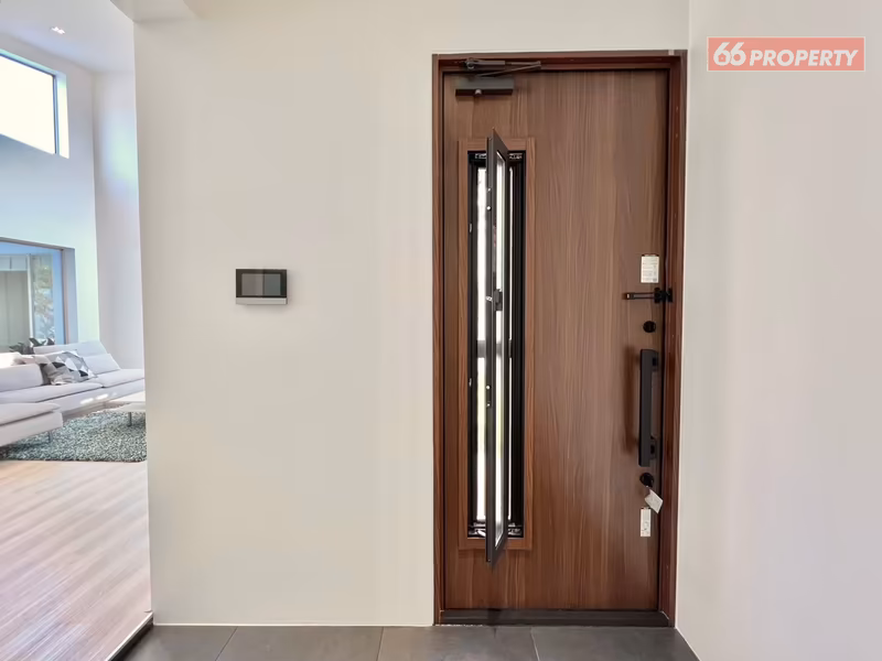 properties%2F6598%2Fimages%2Fsmart-pool-villa-in-luxury-modern-style-25-low-res.avif