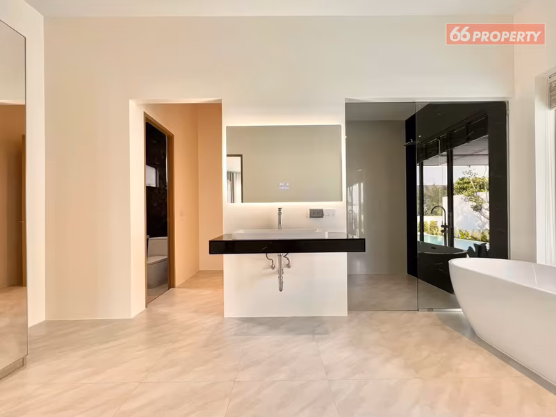 properties%2F6598%2Fimages%2Fsmart-pool-villa-in-luxury-modern-style-4-low-res.avif
