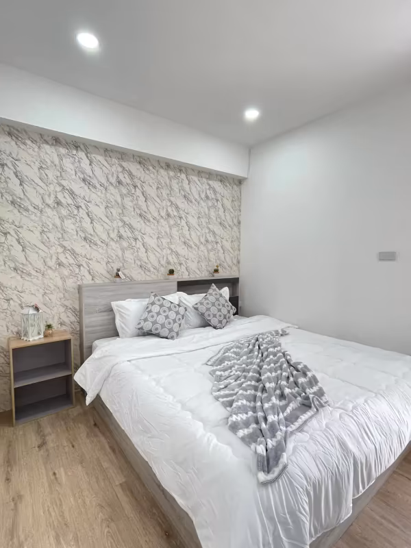 PP Condo - Image 4