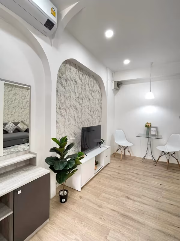 PP Condo - Image 7