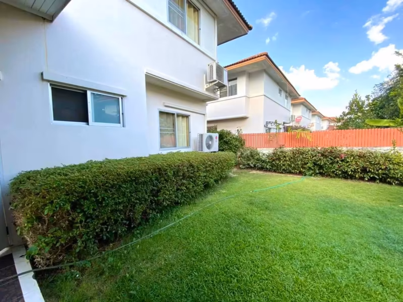 properties%2F7066%2Fimages%2F3-bedroom-house-4-low-res.avif