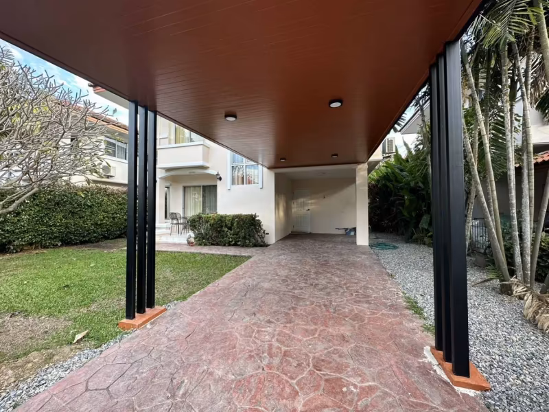 properties%2F7066%2Fimages%2F3-bedroom-house-5-low-res.avif