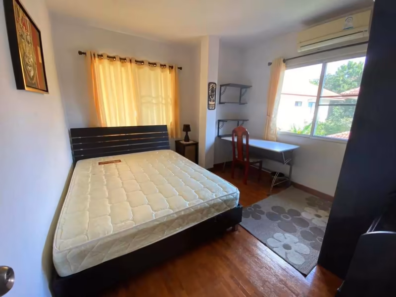 properties%2F7066%2Fimages%2F3-bedroom-house-7-low-res.avif