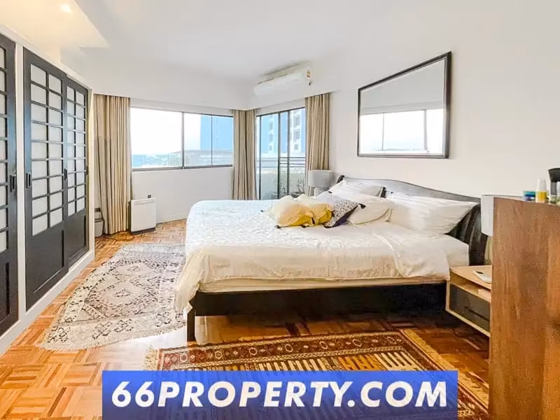 Riverside Condo - Image 2