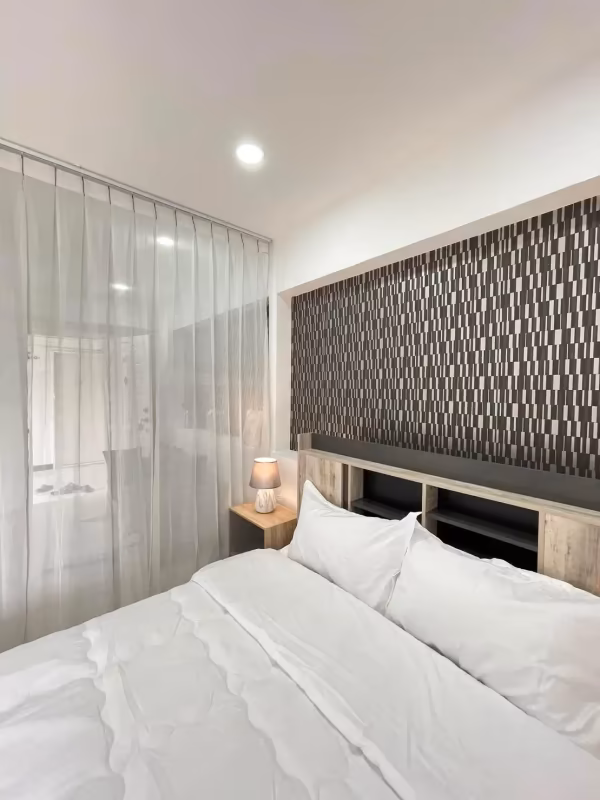 PP Condo - Image 14