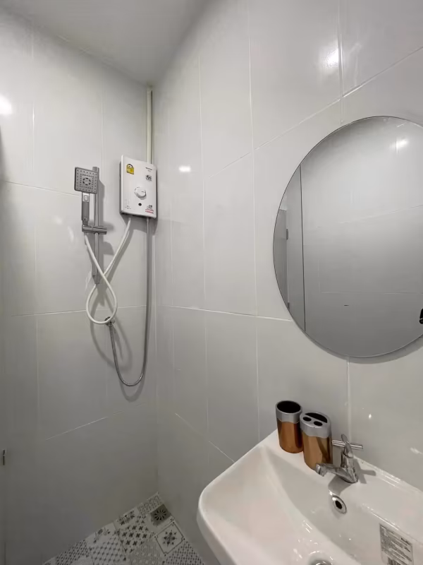 PP Condo - Image 5
