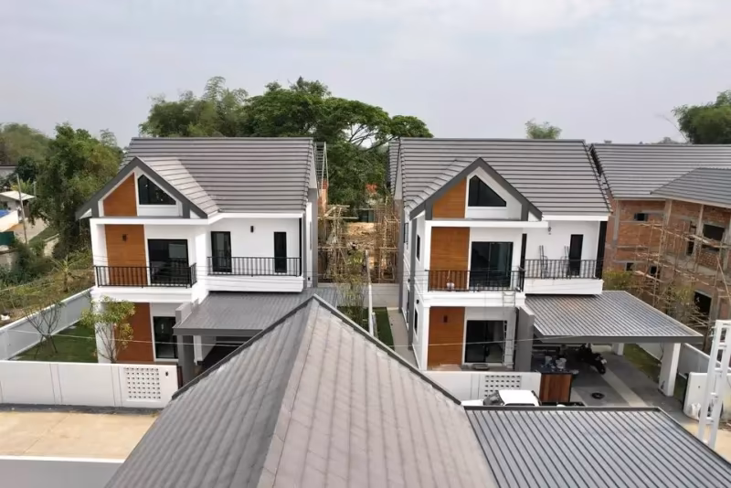 3 Bedroom House For Sale in San Phak Wan, Hang Dong, Chiang Mai - Image 1