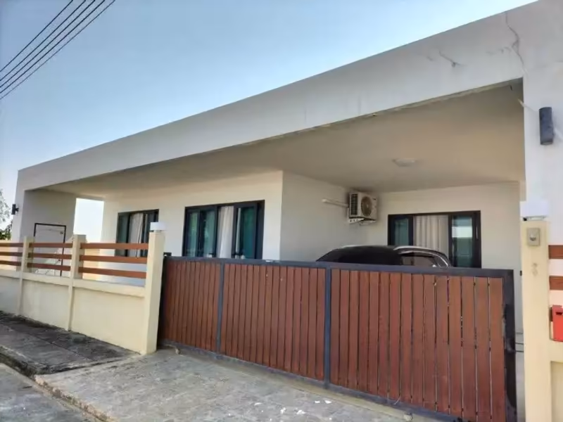 3 Bedroom House For Rent in Pa Daet, Mueang Chiang Mai, Chiang Mai - Image 5