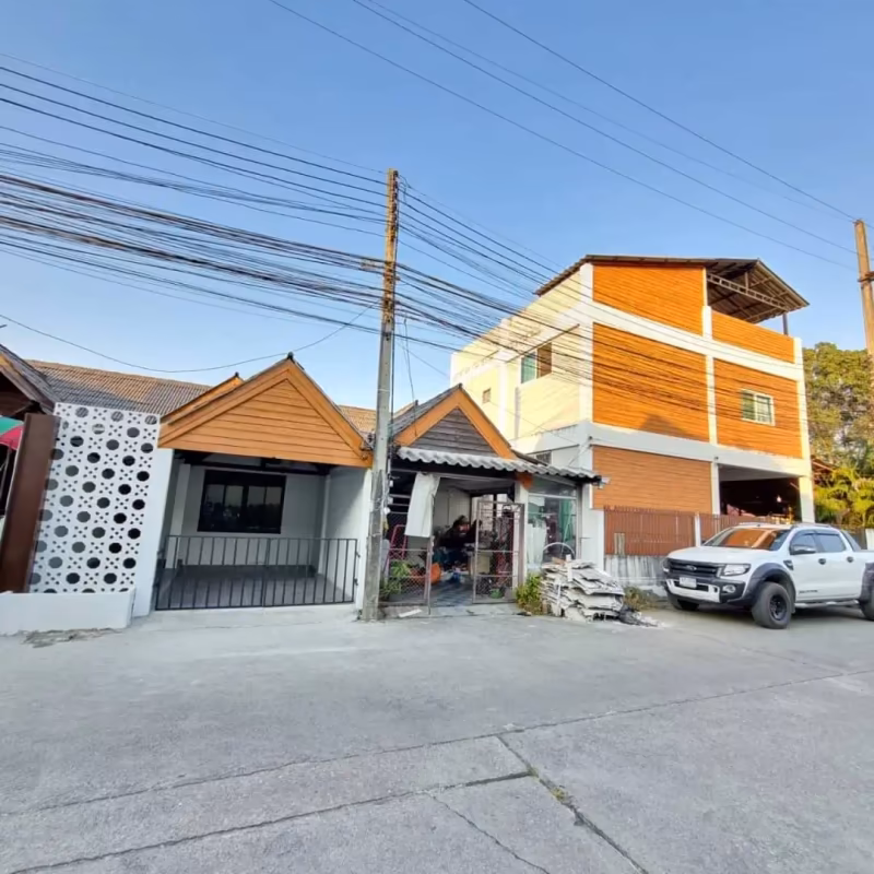 2 Bedroom House For Sale in San Klang, San Kamphaeng, Chiang Mai - Image 3