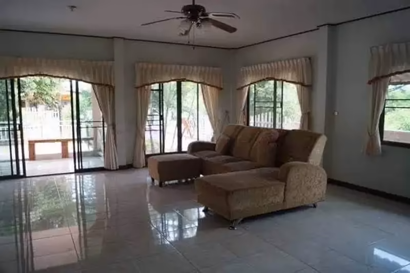 3 Bedroom House For Sale in San Klang, San Kamphaeng, Chiang Mai - Image 4