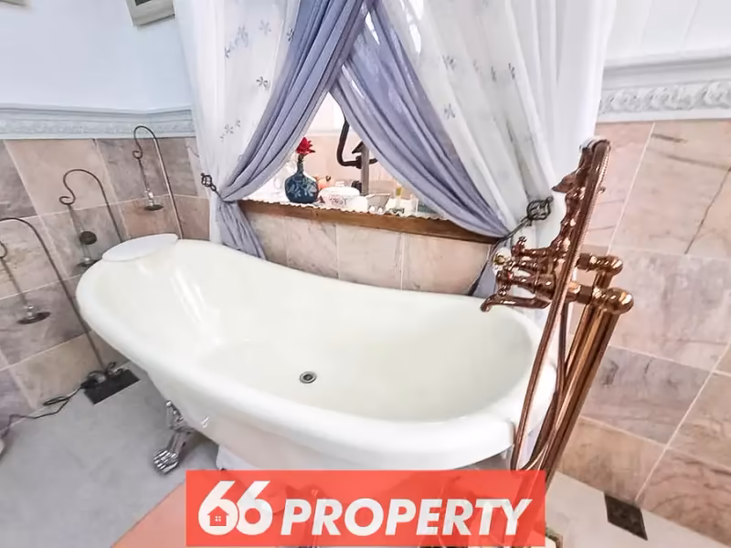 3 Bedroom House For Sale in Pa Daet, Mueang Chiang Mai, Chiang Mai - Image 10