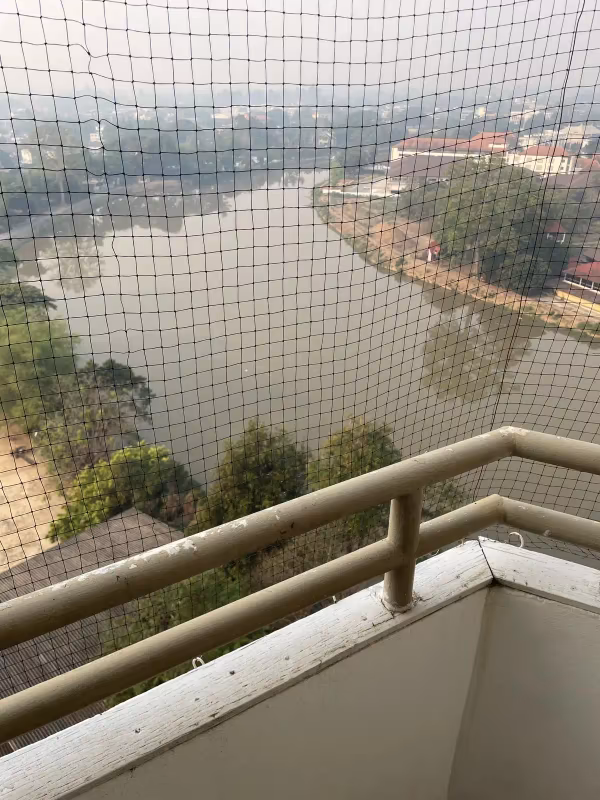 Riverside Condo - Image 11
