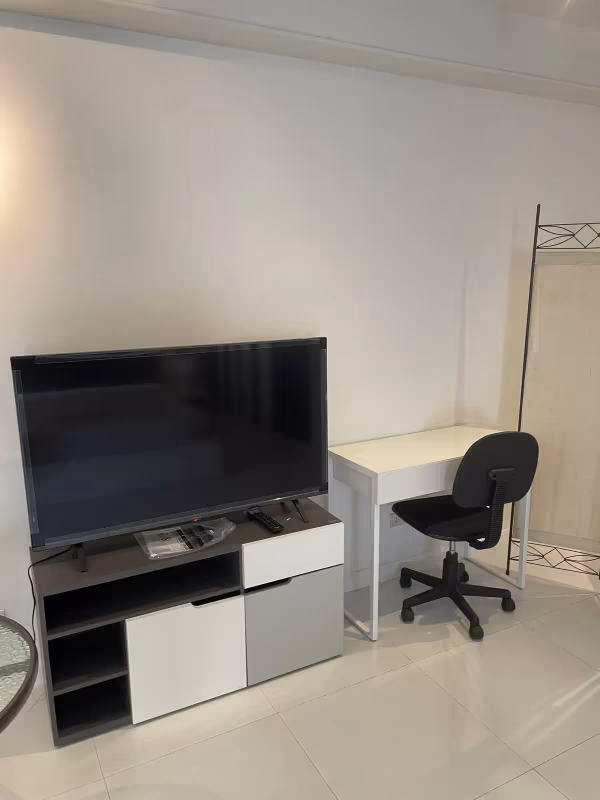 Riverside Condo - Image 6