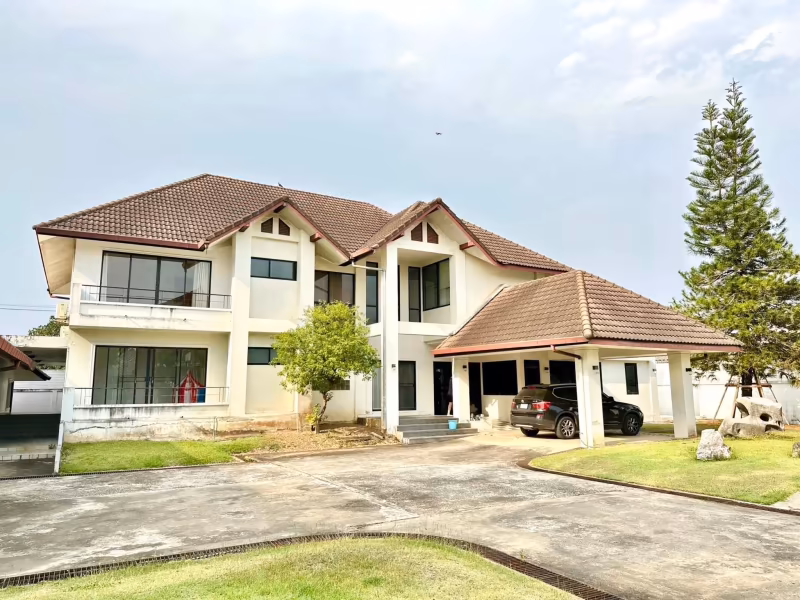 5 Bedroom House For Sale in Nong Han, San Sai, Chiang Mai - Image 2