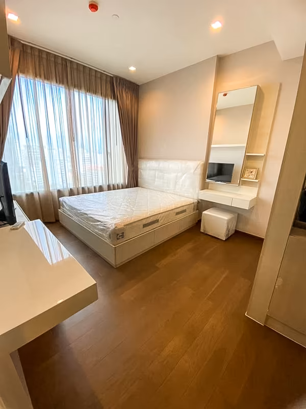 Q Asoke - Image 4