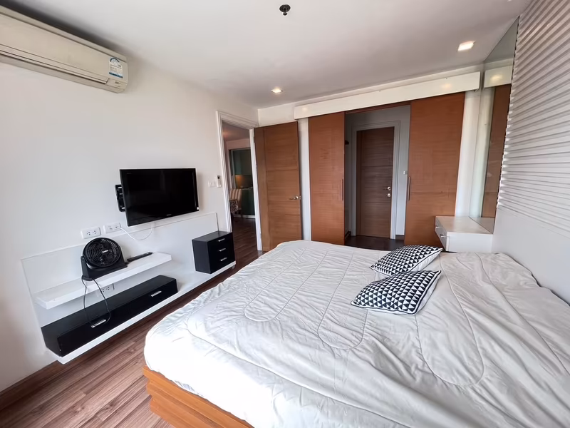 The Shine Condo - Image 10