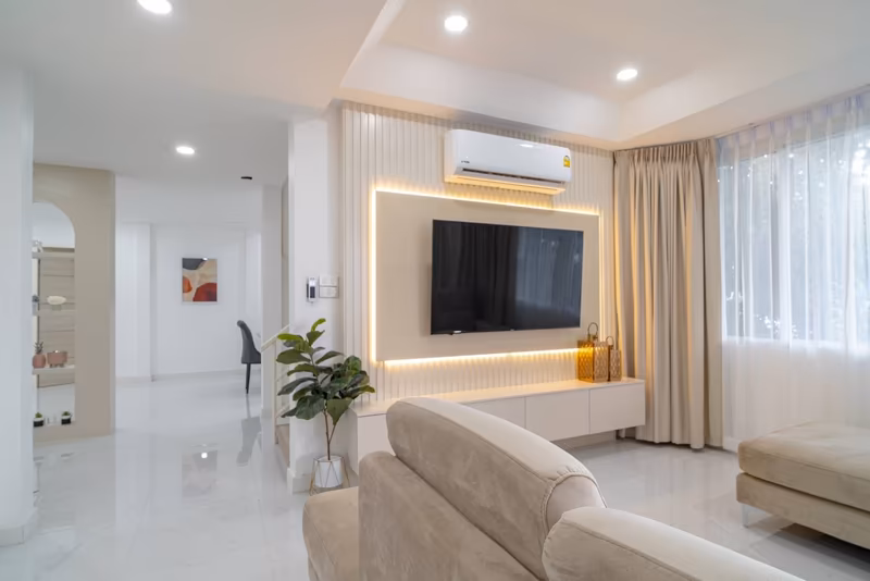5 Bedroom House For Sale in San Phak Wan, Hang Dong, Chiang Mai - Image 2