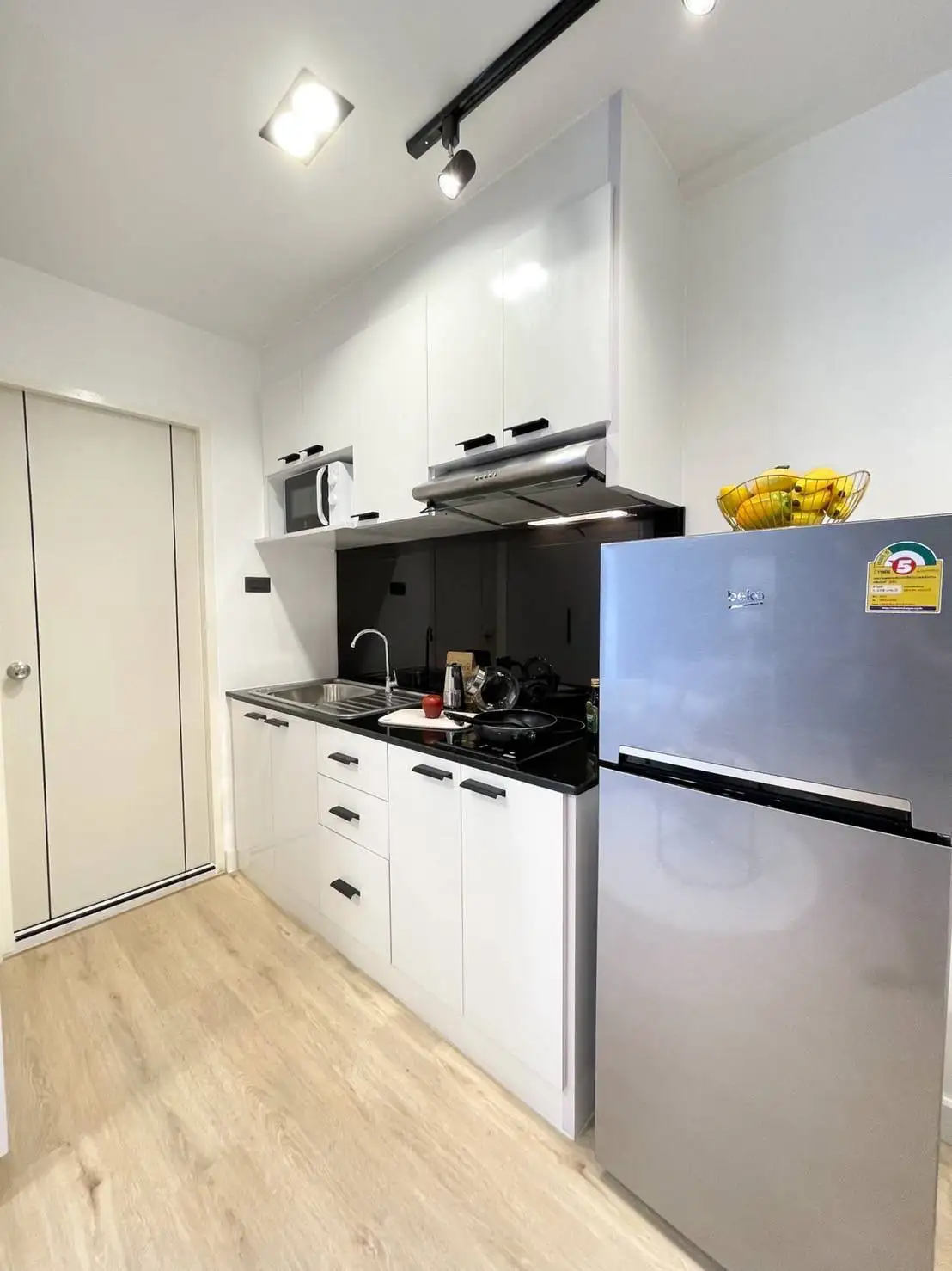 Airport Home Condo - Image 8