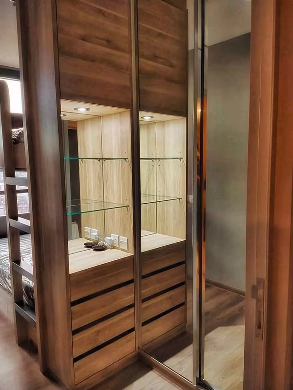 2 Bedroom Condo For Sale in Khlong Tan, Khlong Toei, Bangkok - Image 2