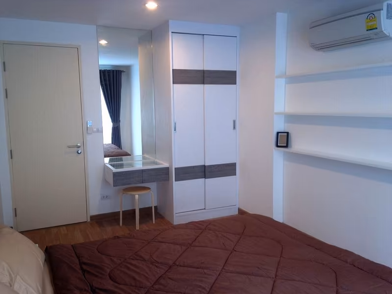 VOQUE Condo Sukhumvit 16 - Image 4