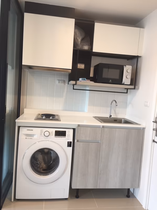 Escent Condo - Image 1