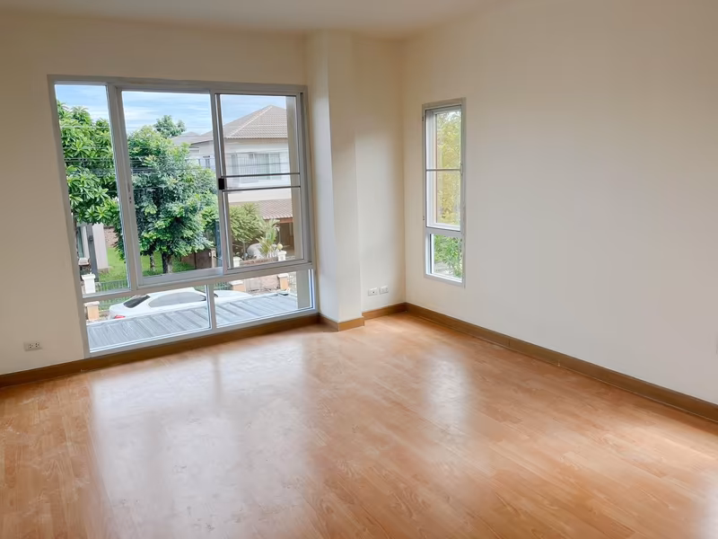 3 Bedroom House For Sale in Ton Pao, San Kamphaeng, Chiang Mai - Image 4