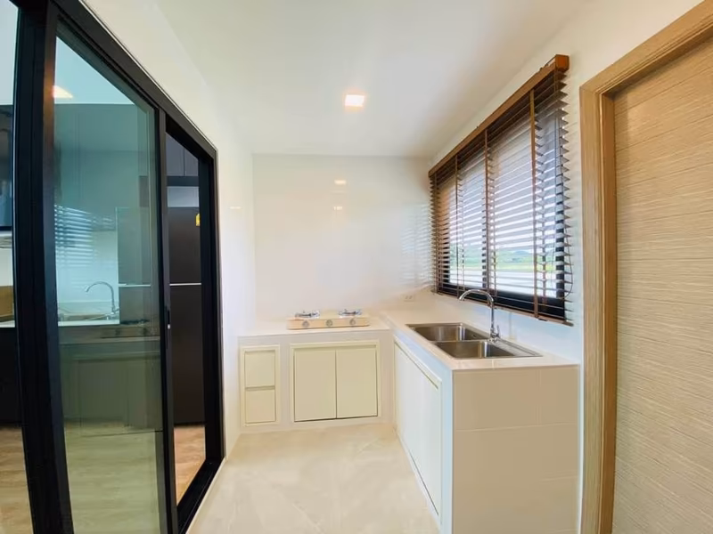 4 Bedroom House For Sale in San Phranet, San Sai, Chiang Mai - Image 11
