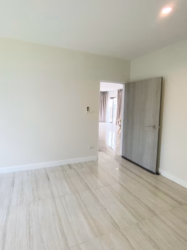 4 Bedroom House For Sale in Chang Phueak, Mueang Chiang Mai, Chiang Mai - Image 13