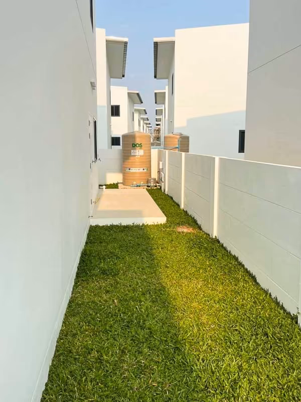 4 Bedroom House For Sale in Chang Phueak, Mueang Chiang Mai, Chiang Mai - Image 6