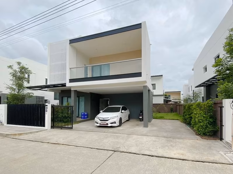4 Bedroom House For Sale in Chang Phueak, Mueang Chiang Mai, Chiang Mai - Image 11