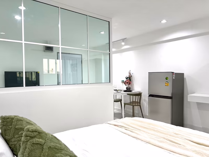 PP Condo - Image 1
