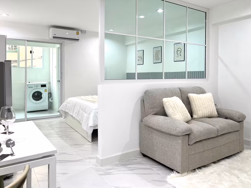 PP Condo - Image 9