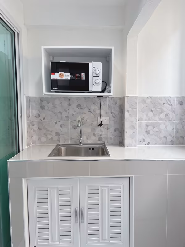 PP Condo - Image 6