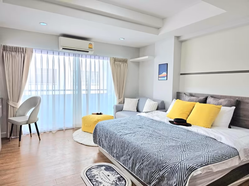Seven Star Condo - Image 4