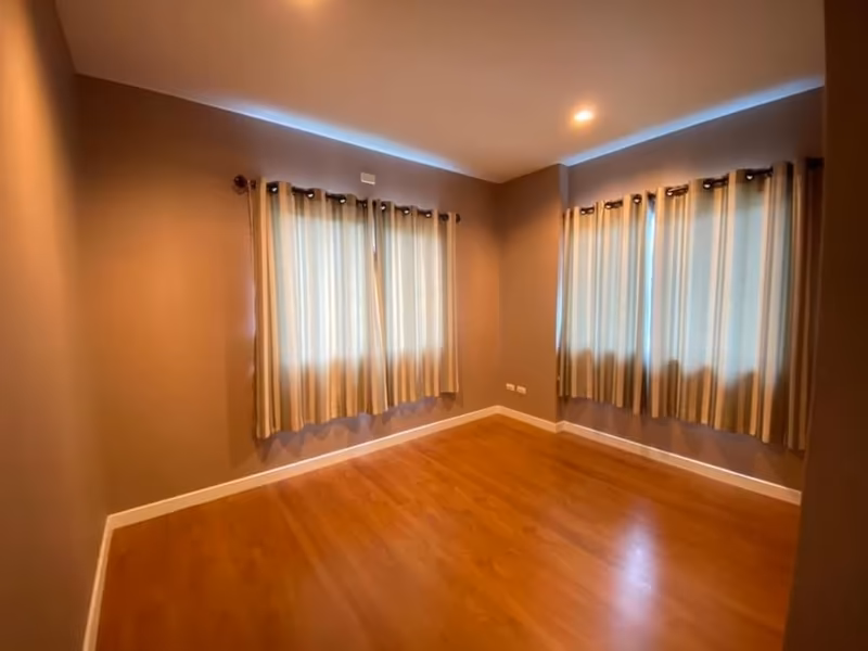 3 Bedroom House For Sale in San Phisuea, Mueang Chiang Mai, Chiang Mai - Image 2