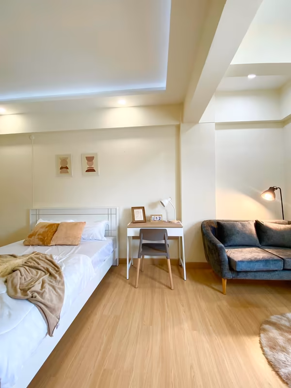 Impress Town Condominium - Image 4