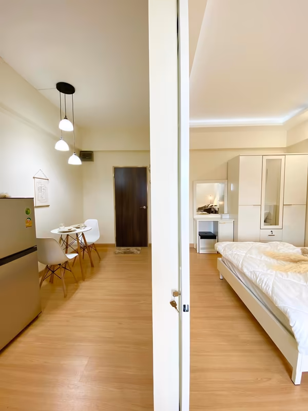 Impress Town Condominium - Image 5